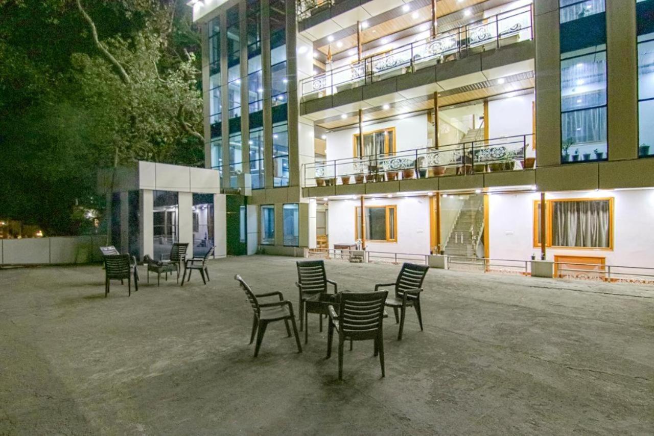 Lake View Bhimtal Hotel Exterior photo